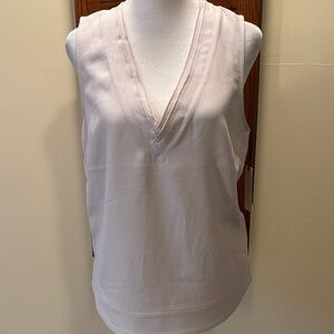 NWT Brochu Walker Soft Cream V-neck Top - Size Small